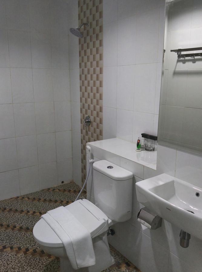 Grand Indobaru Hotel Selatpanjang Kültér fotó
