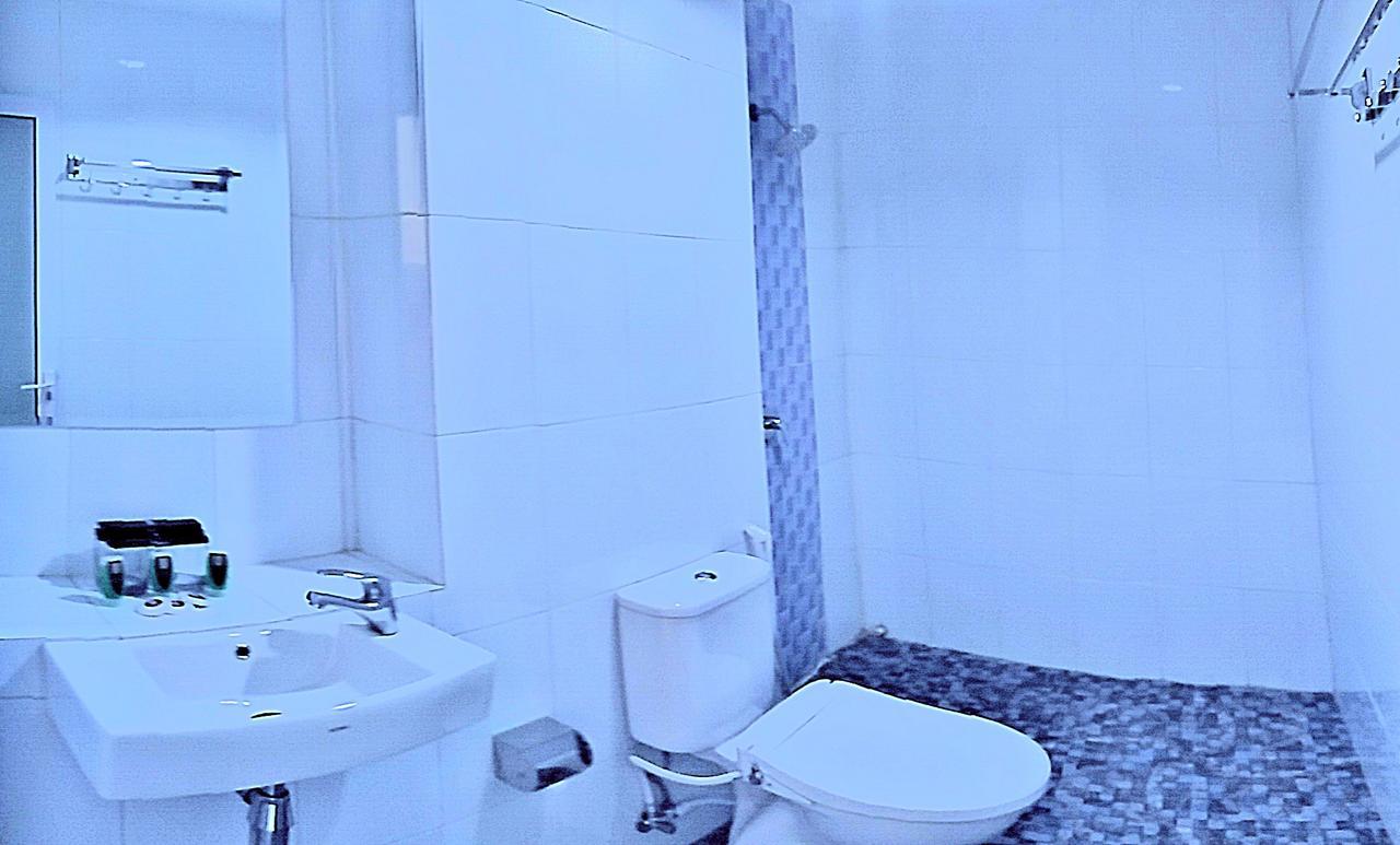 Grand Indobaru Hotel Selatpanjang Kültér fotó