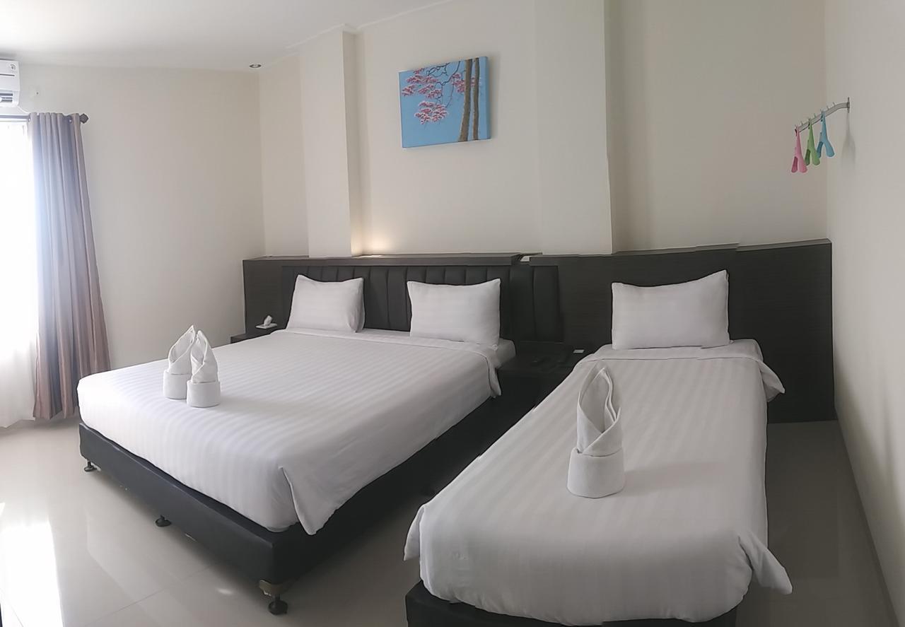 Grand Indobaru Hotel Selatpanjang Kültér fotó